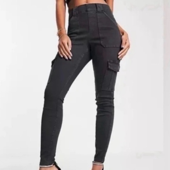 SPANX Stretch Cargo Pants Women’s Size Medium Twill Ankle Washed Black Bodycon - Picture 1 of 10
